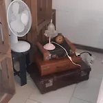La P\'Tite Maison